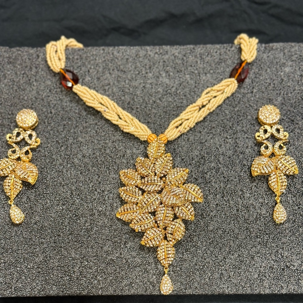 Gold Floral Statement Necklace with Intricate Design